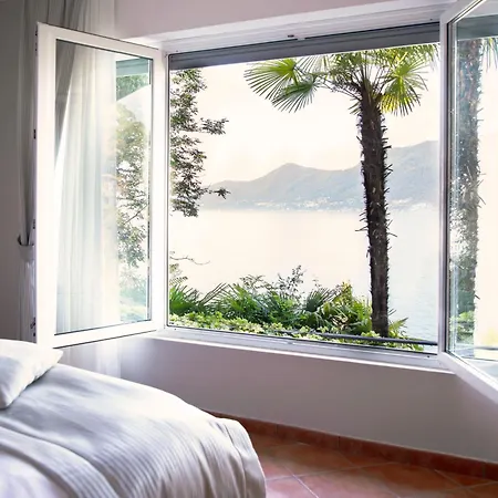 Апартаменты Charming Moment Di Porta - Residenza Leonardo Луино